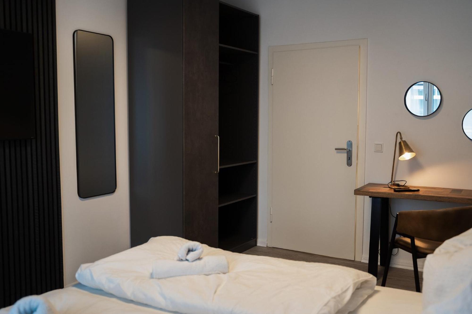 Ferienwohnungen Im Stadtzentrum -Junik Apartments Krefeld Eksteriør billede